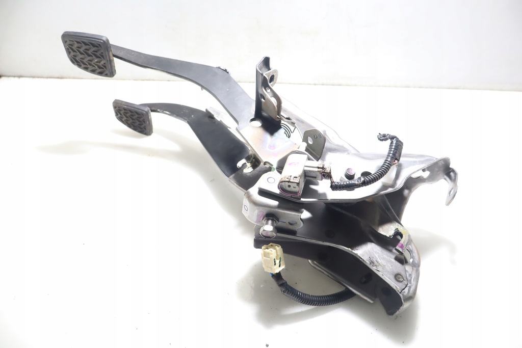 фото №1, Педали toyota aygo ii lift 1.0vvt-i