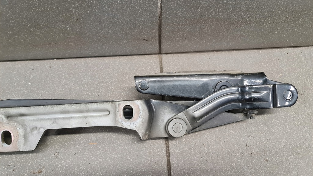 фото №6, Петля кришки багажника правий audi a8 d2 4d0