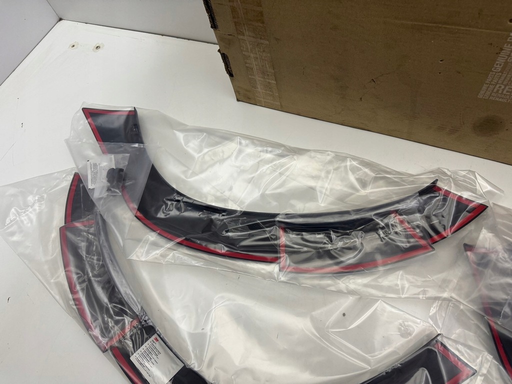 фото №7, Dacia duster ii 2 накладки подкрылок расширители накладки защитное оригинальный номер 17-