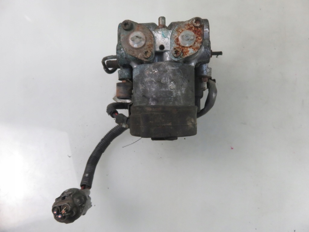 фото №13, Насос abs toyota corolla e10 4451012070