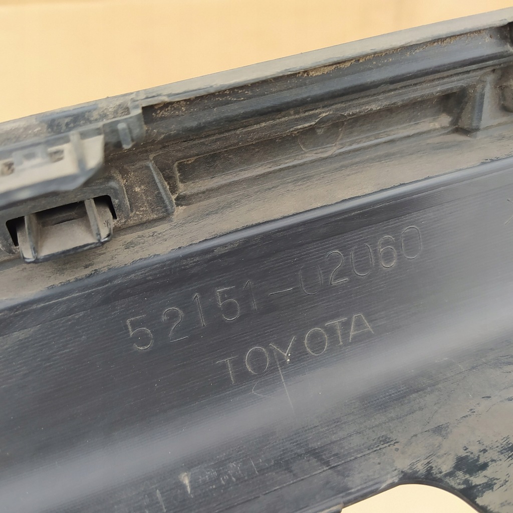 фото №8, Спойлер бампера задня toyota auris ii 52151-02060