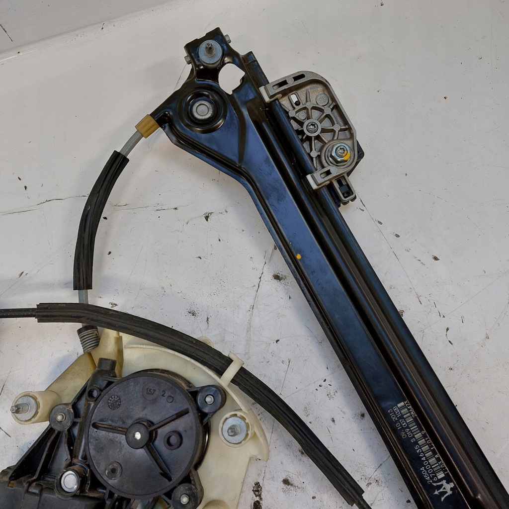 Maserati ghibli подъемник механизм стекло правый задняя + моторчик 670004635 в Украине