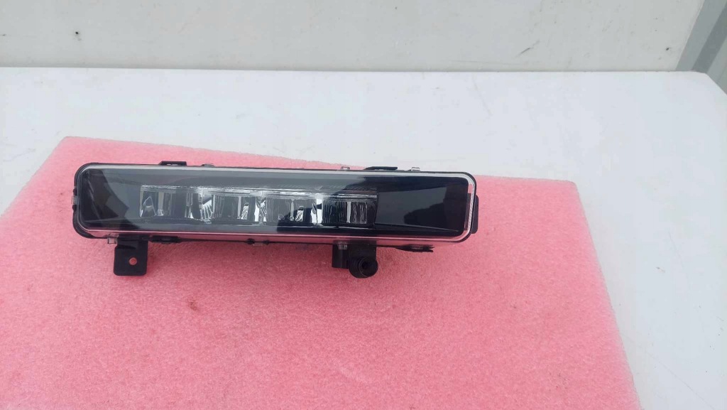 фото №1, Bmw 5 g30 g31 противотуманная фара led drl правый 1843