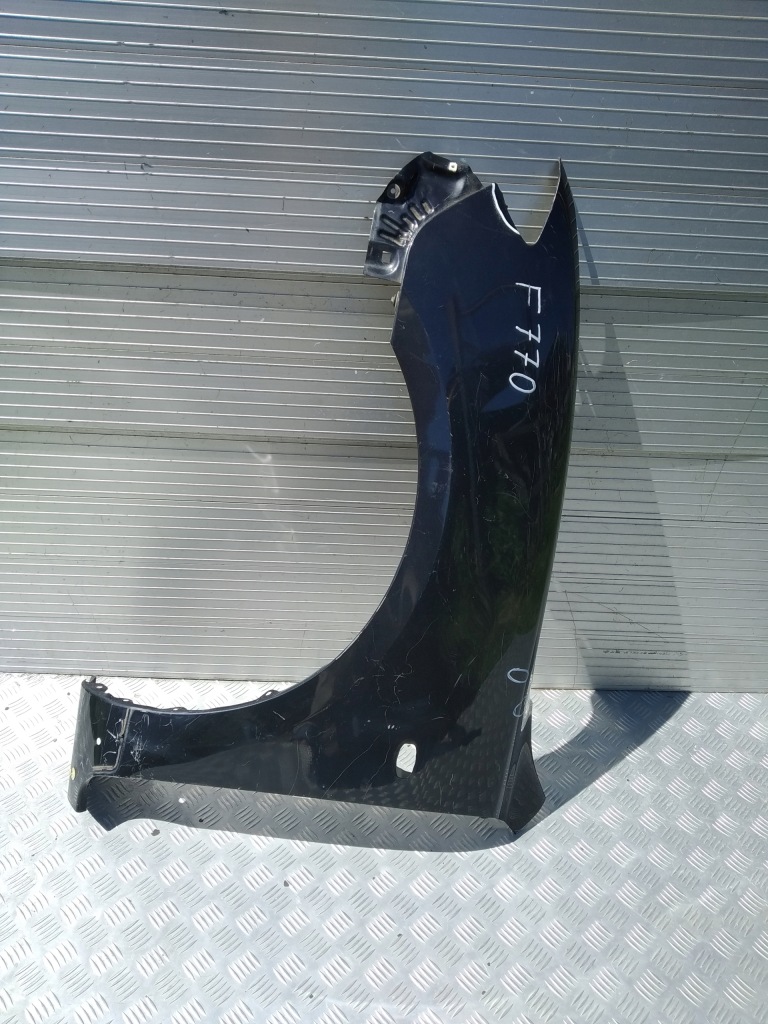 фото №1, E763/f770 левый крыло mazda 3 sedan