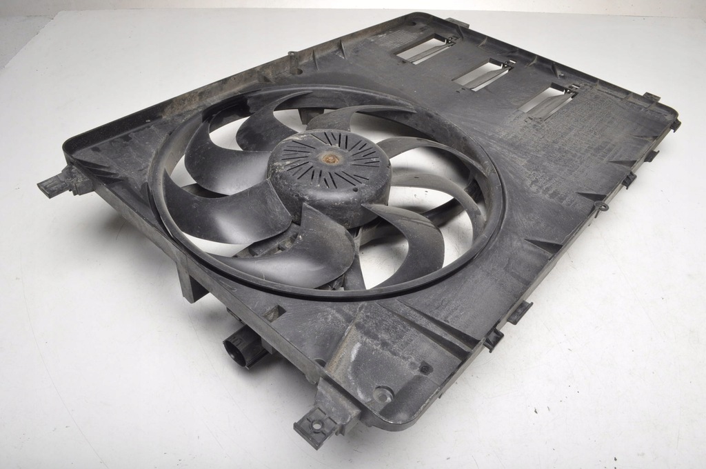 фото №7, Volvo v40 ii вентилятор радіатора 31319165
