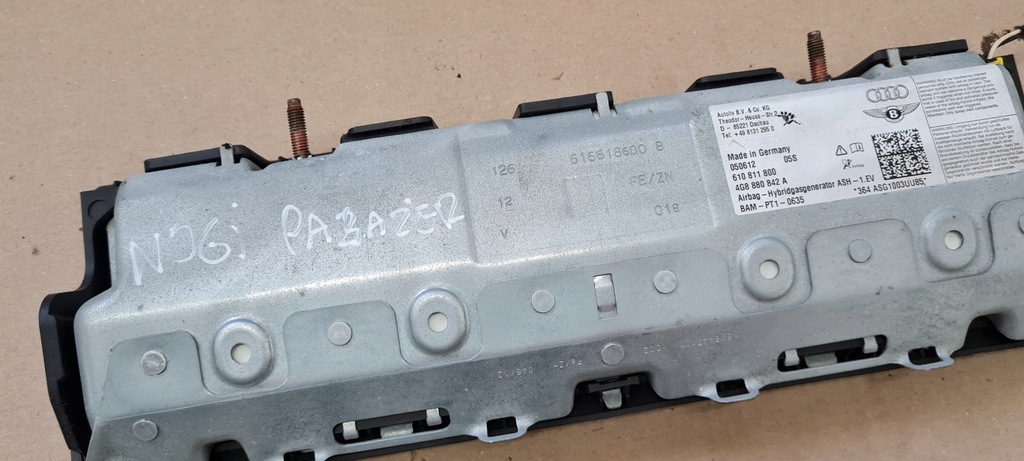 фото №10, A6 c7 4g подушка подушка безопасности коленная 4g8880842a правая a7 4g s7