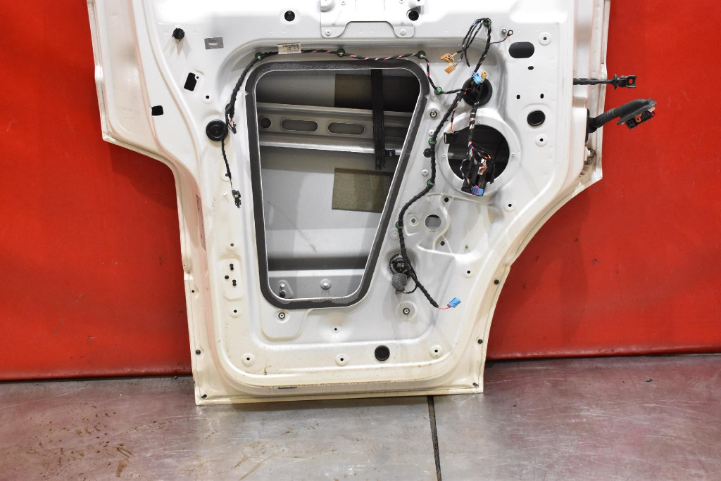 фото №16, Дверь левая перед передние белый vw crafter e-crafter 2 ii 18-24