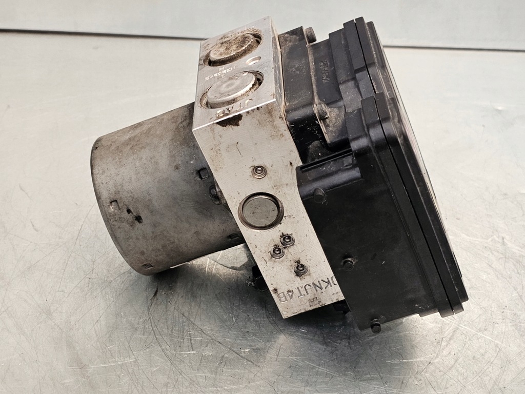 фото №7, Hyundai i40 1.7 crdi насос abs блок управления 58920-3z910 p.c авто