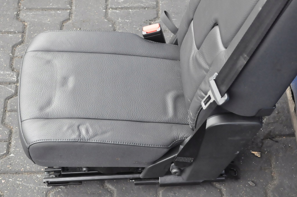 фото №7, Volvo xc90 ii сиденье средний drugiego rzędu