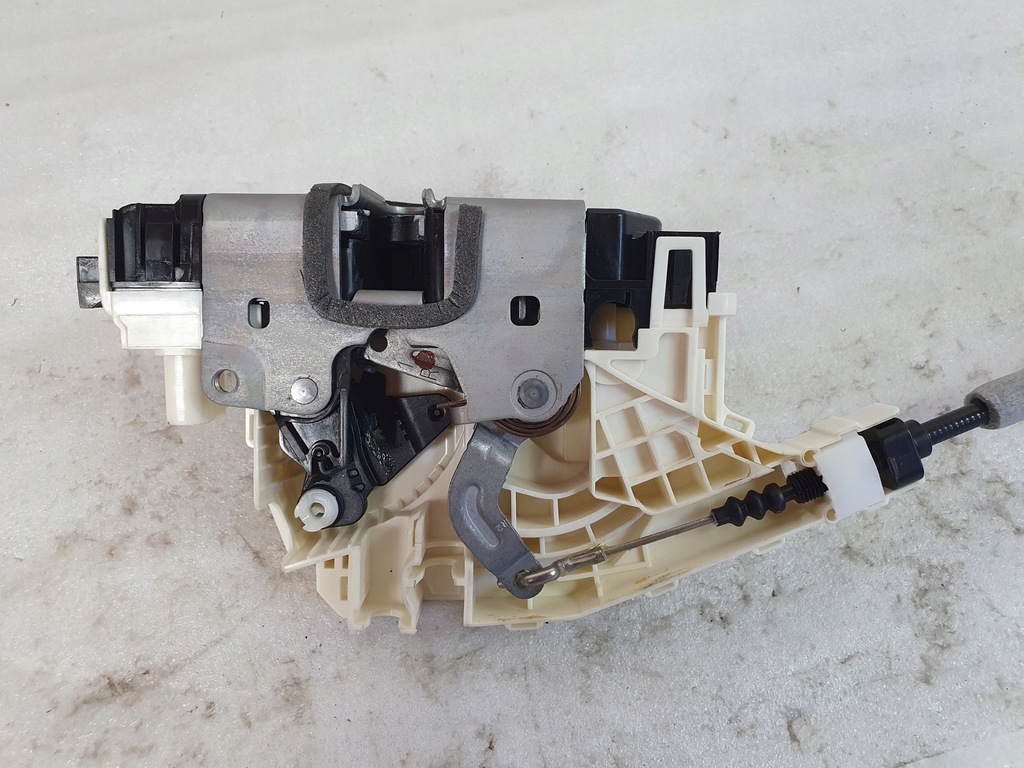 фото №8, Правый замок дверь infiniti q q30 qx30 80500 5dm0b