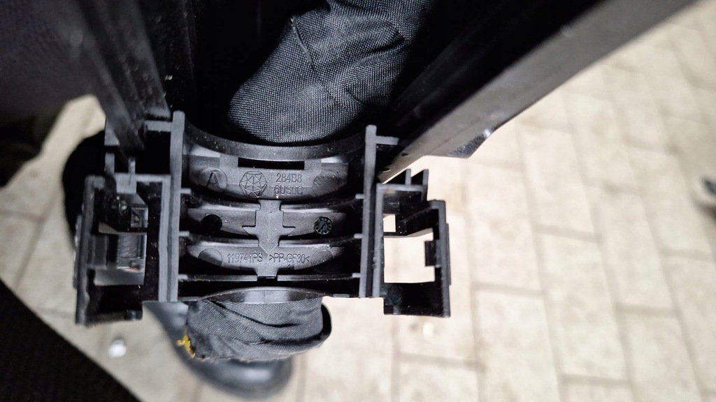 фото №10, Корпус коробка предохранителей renault austral 284b96us0a 284b86us0c