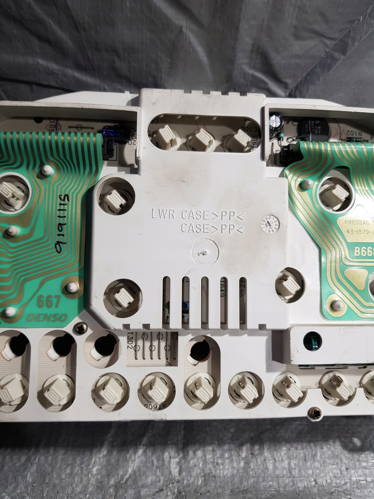 фото №9, Счетчик приборная панель mr270272 mitsubishi space star 1.3b