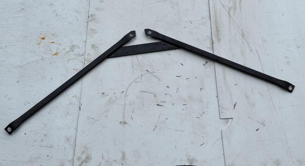 Купити Розпірка поперечина bmw f30 f31 f20 f21 cała 7378711-01