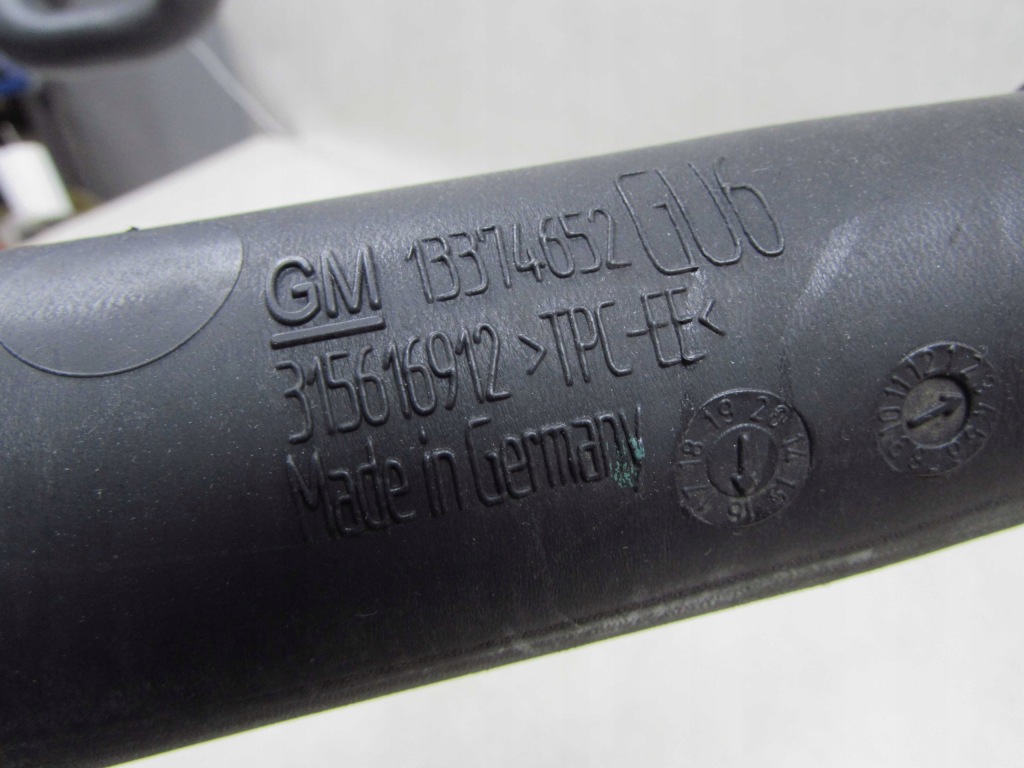 Opel astra k 1.0 t turbo труба пабтрубок  шланг интеркулер 13374652 315616912 в Украине