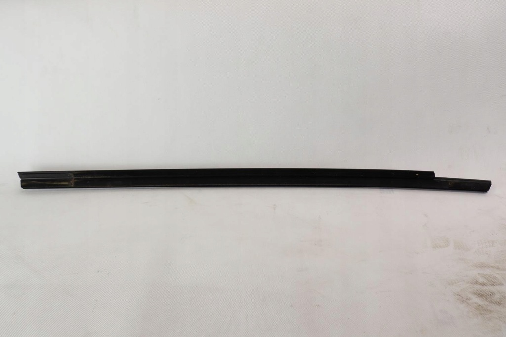 фото №11, Tesla model s lift молдинг хром дверь задняя левая 1038395-80-a