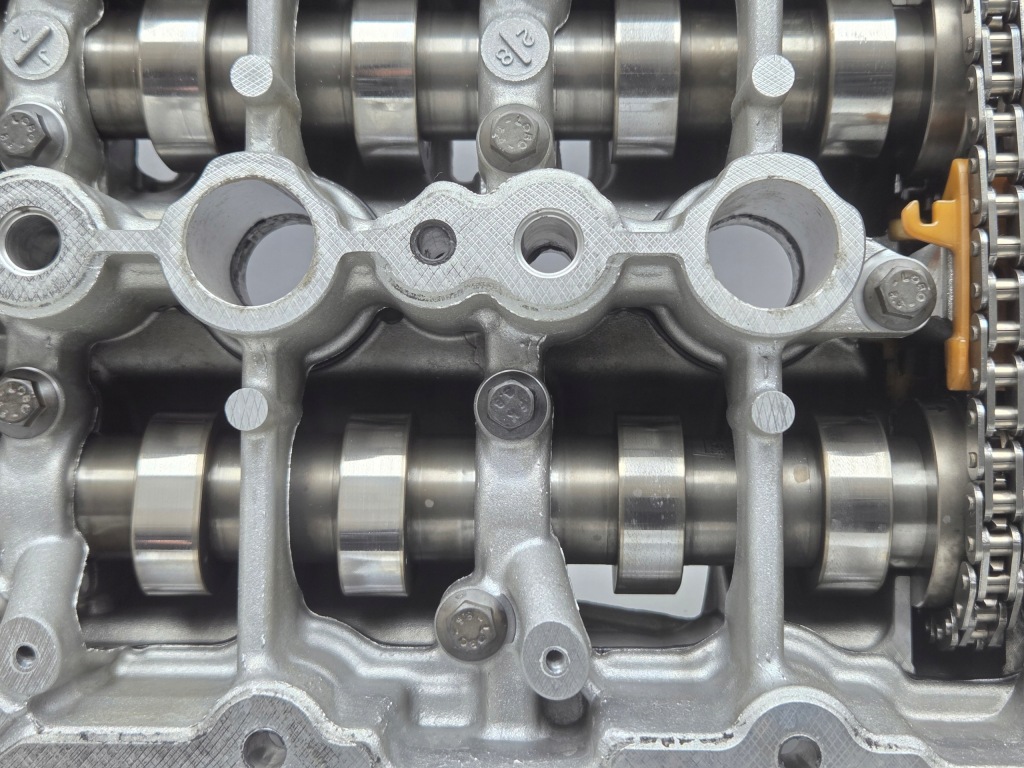 Кришка розподільного валу касета toyota 1.5 blue hdi peugeot opel 9812647280 Доставка