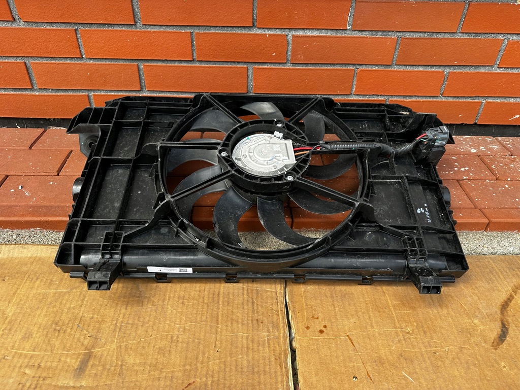 фото №9, Tesla model 3 lift tesla y 20- вентилятор демонтаж oryg 1607808-00-a