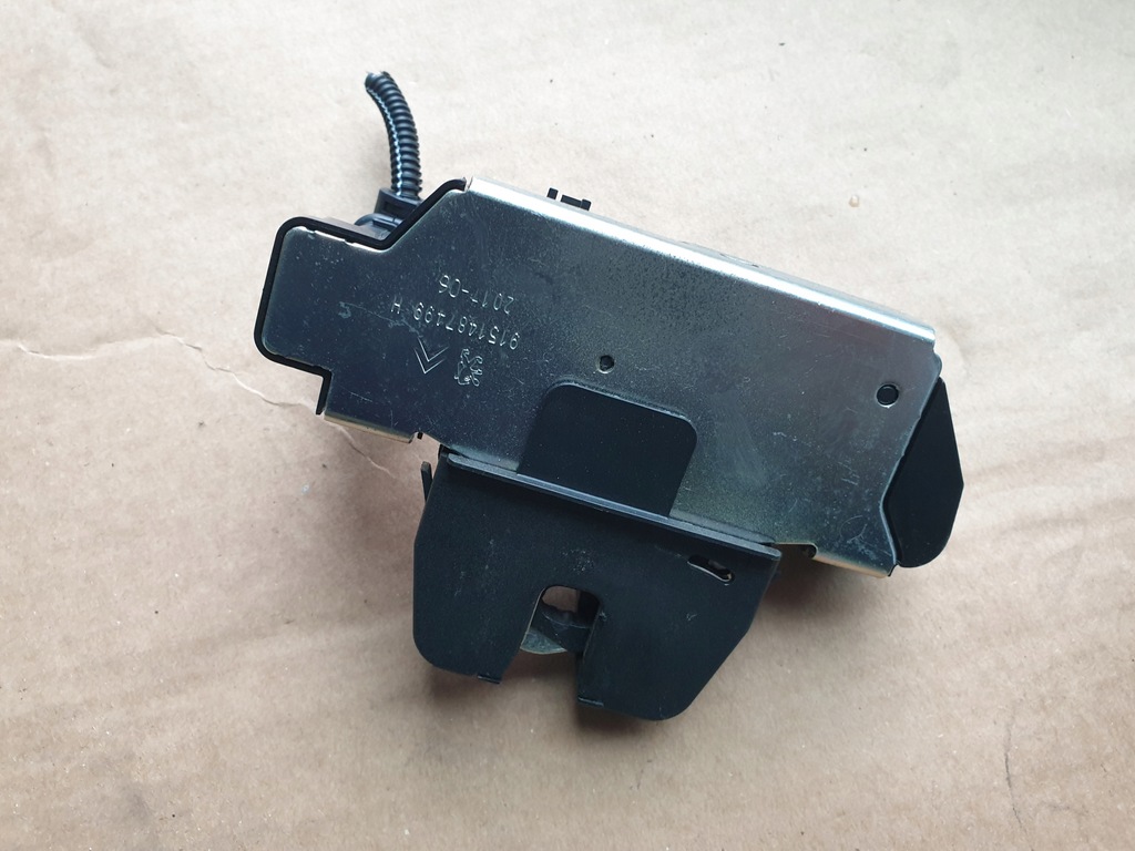 фото №11, Замок крышки задняя citroen c3 ii 208 c4 b7 ii 2010- 9684648680