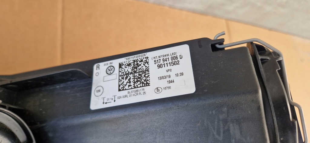 фото №6, Лампа led vw golf sportsvan 517941006d правая idealna jak nowa