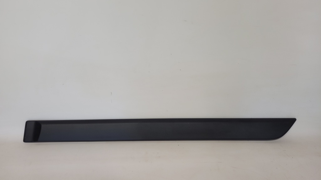 фото №1, Suzuki sx4 s-cross 17r- молдинг двері ліва задня