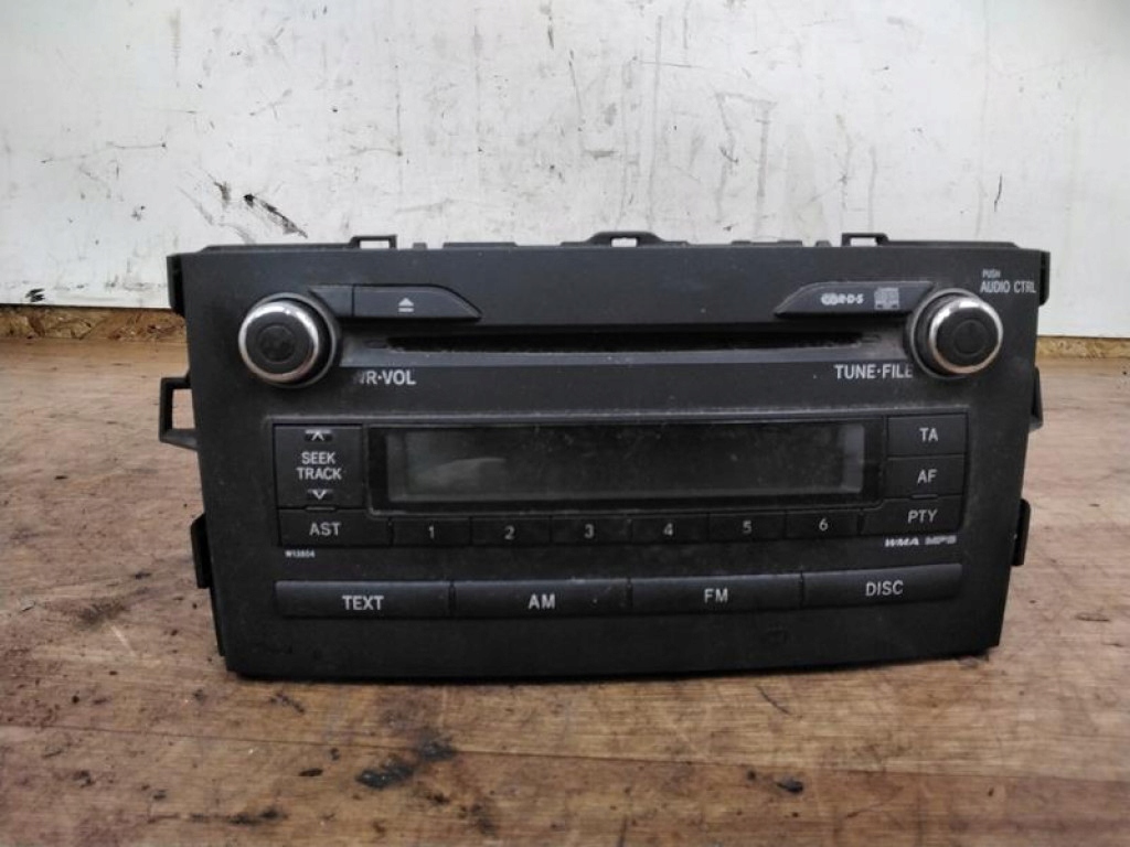 фото №1, Toyota auris i радио