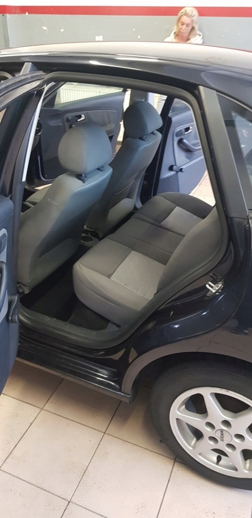 фото №10, Прокладка дверь задняя seat ibiza iii 3 версия 5 d 2002-2008