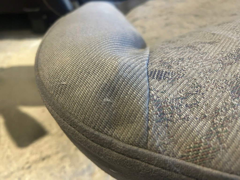 фото №6, Повний салон сидіння заднє сидіння land rover discovery 2 ii