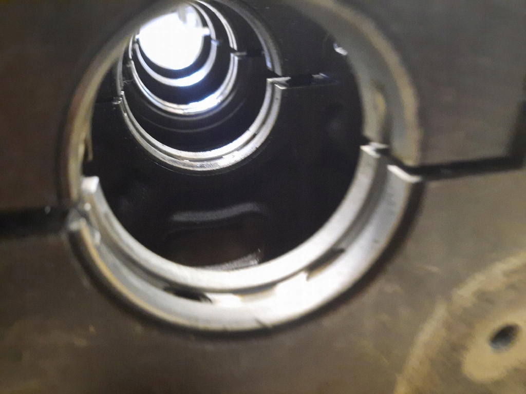 фото №10, Volkswagen golf iv 1.4mt 75km 97-06 блок двигателя 038103021