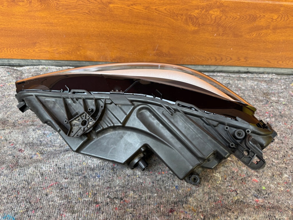 Opel insignia 2 b рестайлинг  20- full led lux фара передняя правый  39136836 в Украине