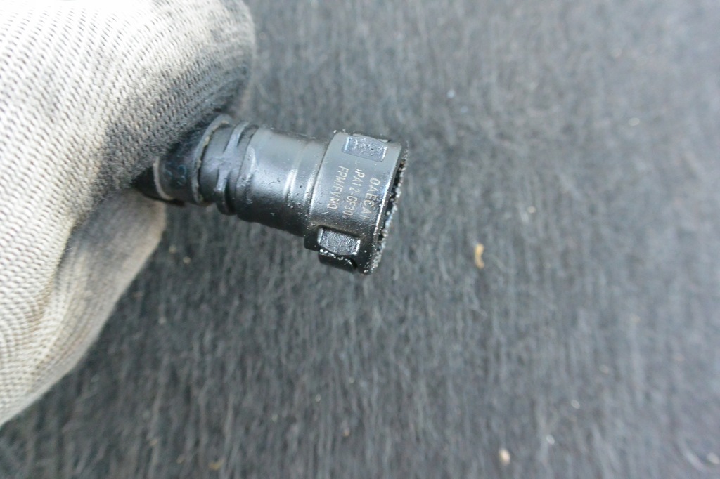 фото №6, Шланг пального biturbo 3.0d m57 bmw x5 e70 x6 e71