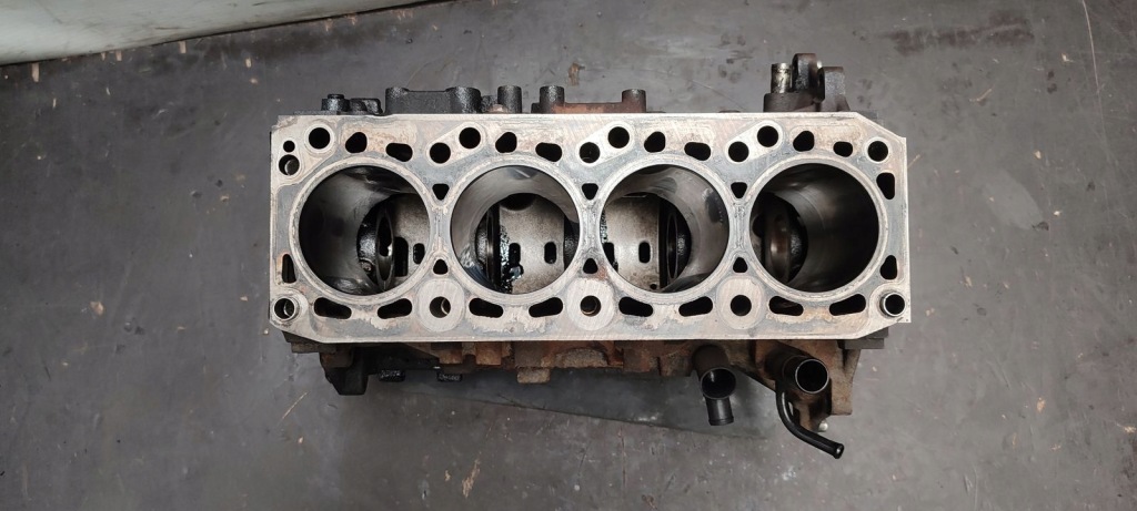 Блок низ  двигуна ford connect 1,8 tdci r3pa Київ