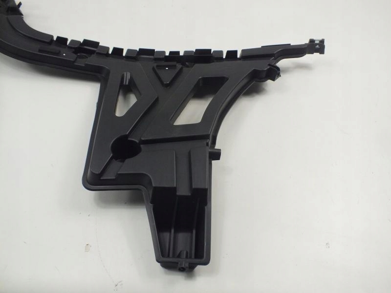 фото №10, Latitude кронштейн направляющая бампера задняя правый oryg