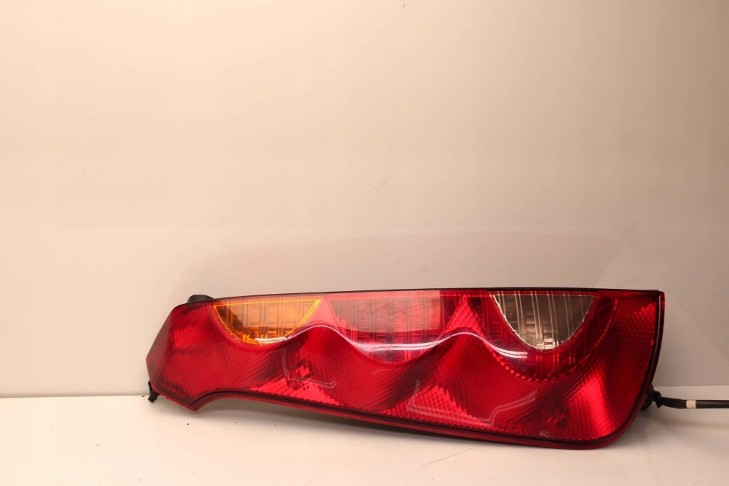 фото №1, Nissan note i e11 06r- лампа левая задняя левый задняя