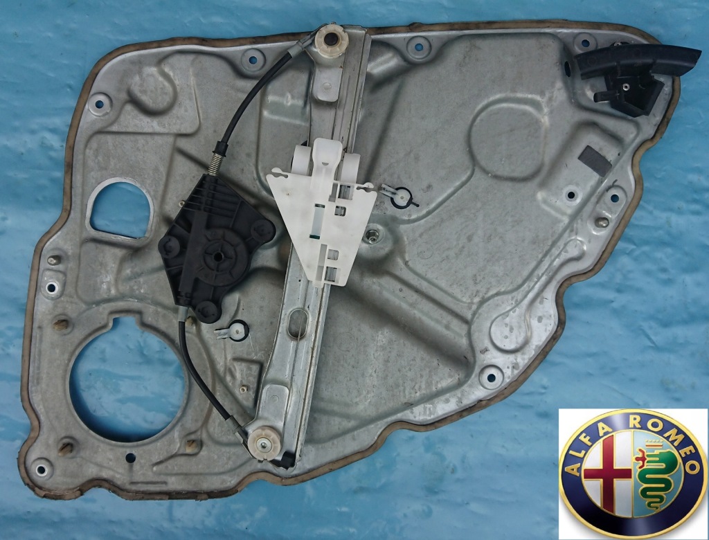 Купити Alfa romeo 159 підйомник скло задній лівий w-wa