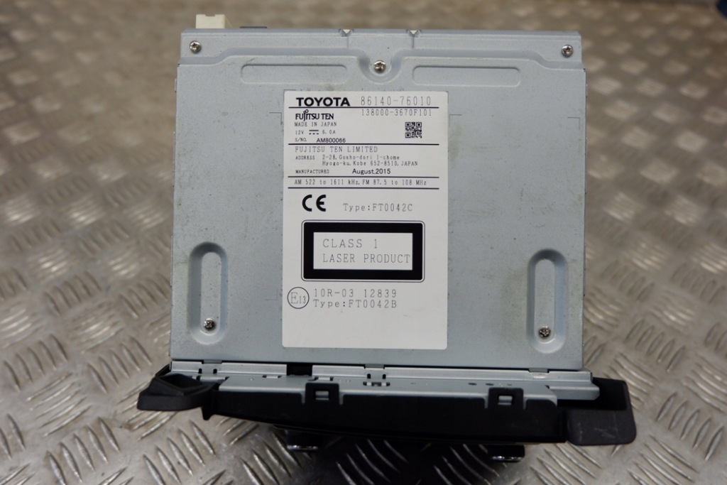 Купити Радіо bez навігації lexus ct zwa10_ 8614076010 1.8l hybrid 100kw 2015