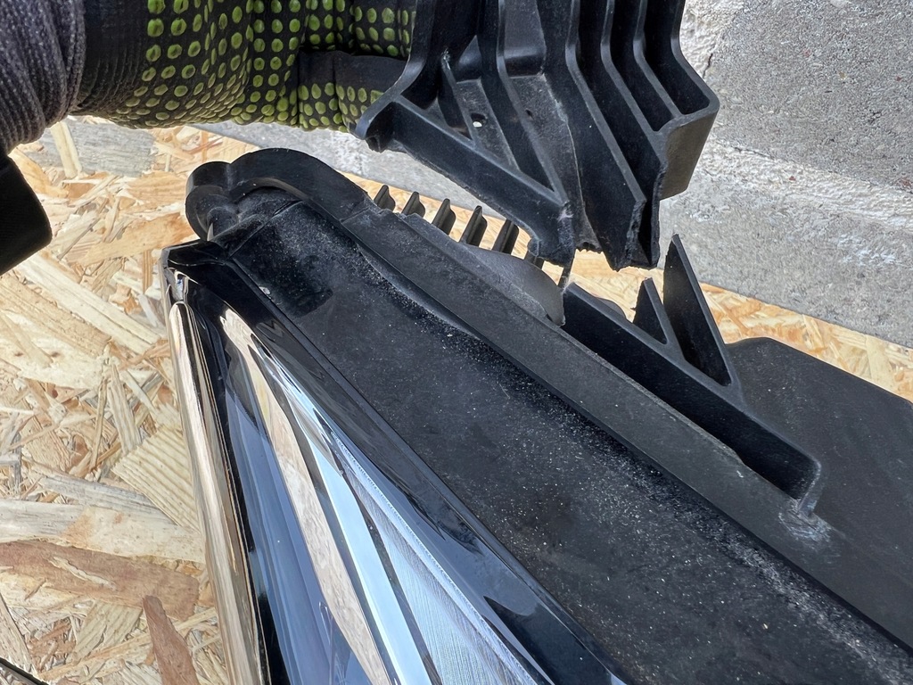 фото №11, Mg mg5 лампа перед права передня led 100-40152 10796250