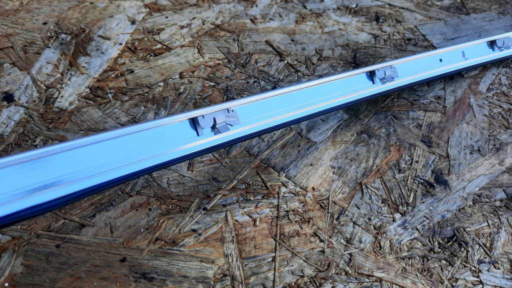 фото №14, Прокладка молдинг хром двері правий перед 30784291 volvo s80 v70 xc70 08-15r