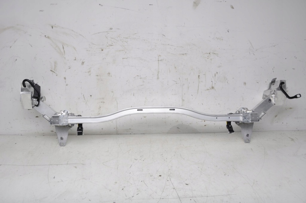 фото №1, Porsche 718 cayman 982 распорка балка 98158015100