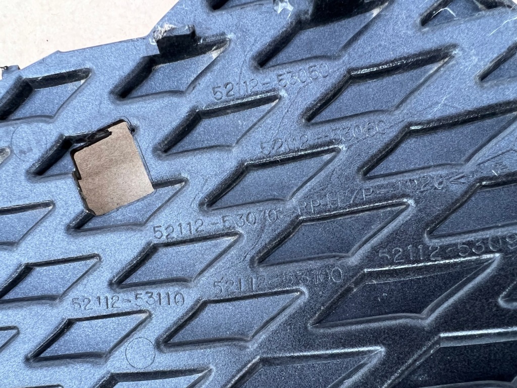 Lexus is iii f-sport решётка бампера средняя org Недорого