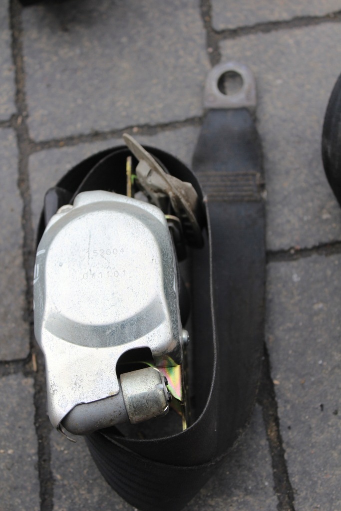 фото №7, Corolla verso ii pas ремені безпеки перед лівий правий комплект