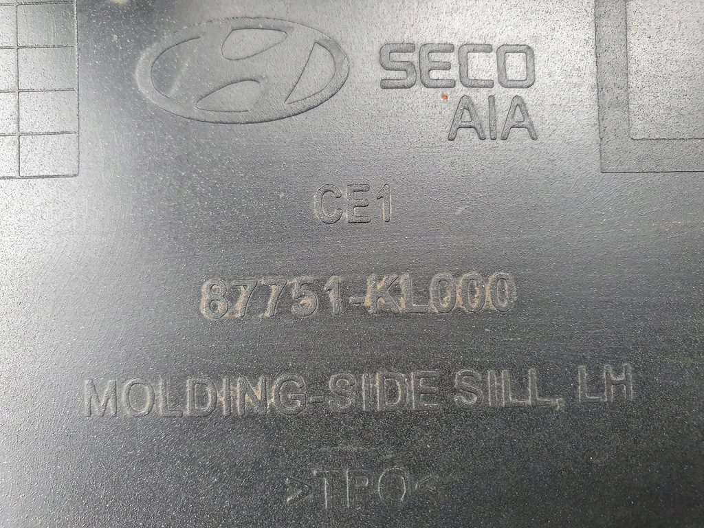 фото №8, Молдинг порог левая hyundai ioniq 6 rok 22-