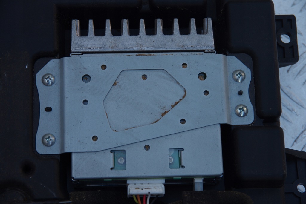 фото №9, Сабвуфер усилитель honda cr-v iii 06-12