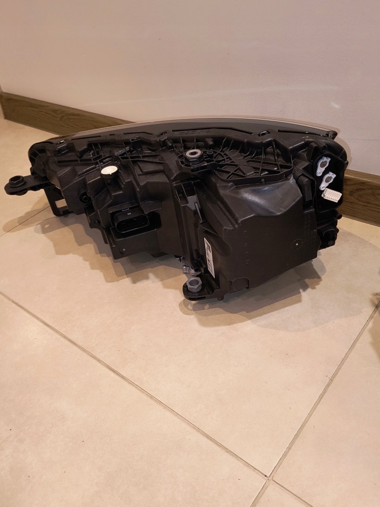 Купити Фара skoda scala рестайлінг  ліва правий full led 655941016 a 655941015 a