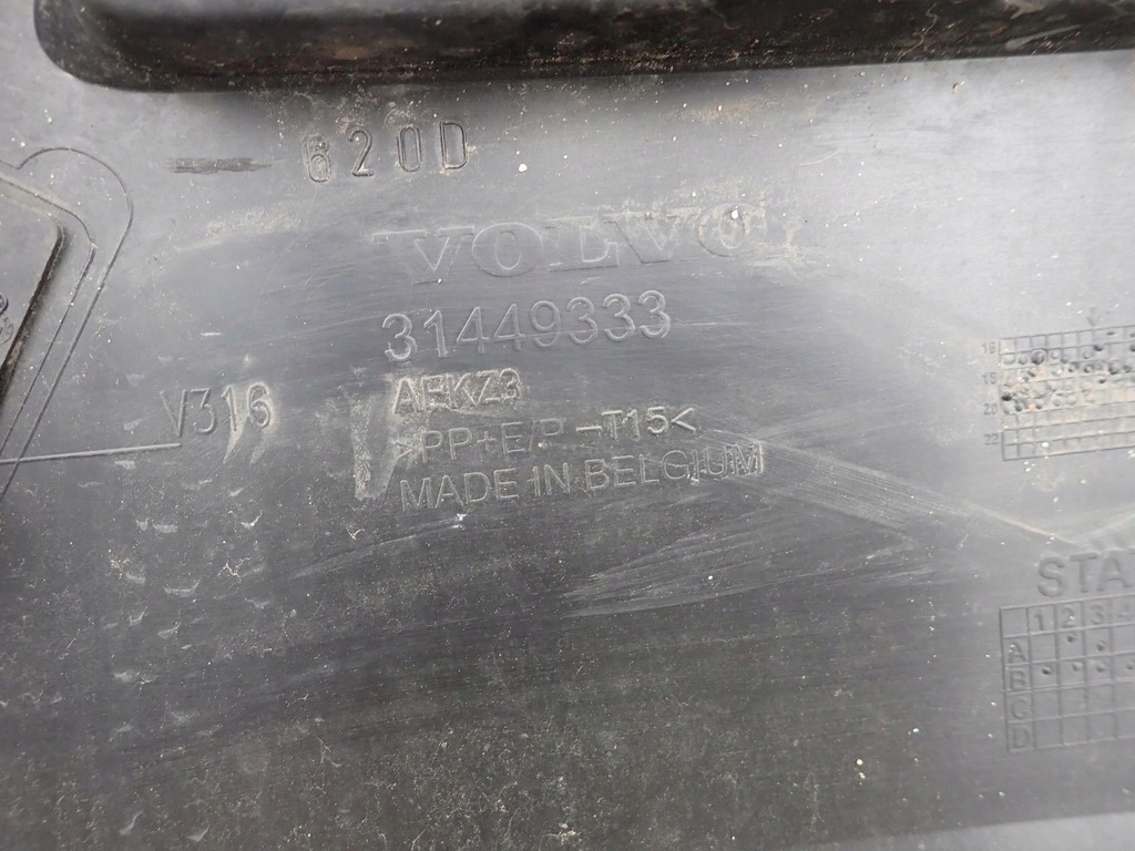 фото №12, Volvo xc40 17- бампер задня задній pdc