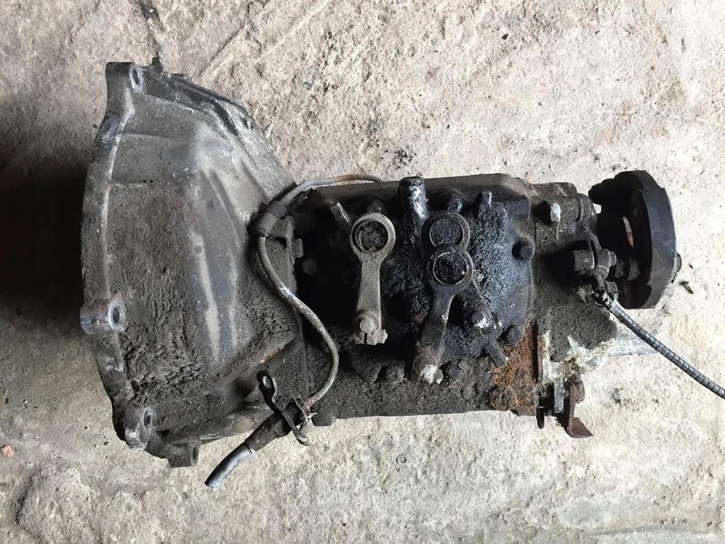 фото №8, Mercedes-benz w115 1973 дизель коробка передач передач 4 передачи