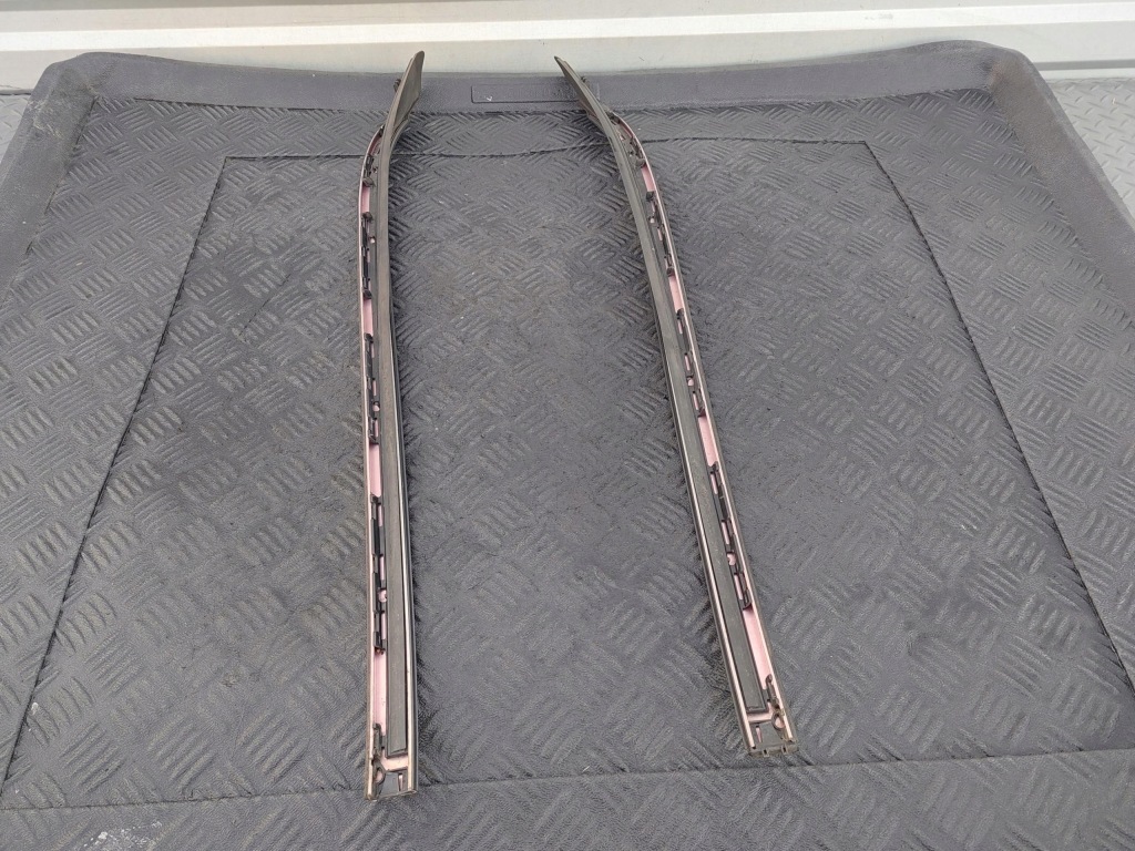 Молдинг стекло перед передней лобовое левая универсал mercedes w213 s213 e в Украине