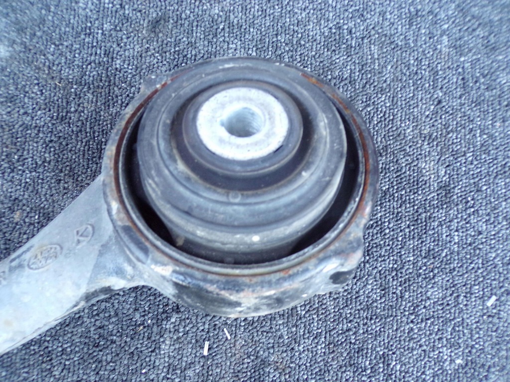 фото №9, Рычаг передний нижний правый land rover discovery 5