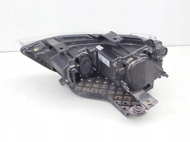 фото №7, Audi q3 11- фара правый