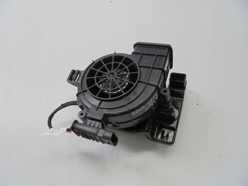 фото №1, Вентилятор акумулятора mercedes a-klasa w177 b-klasa w247