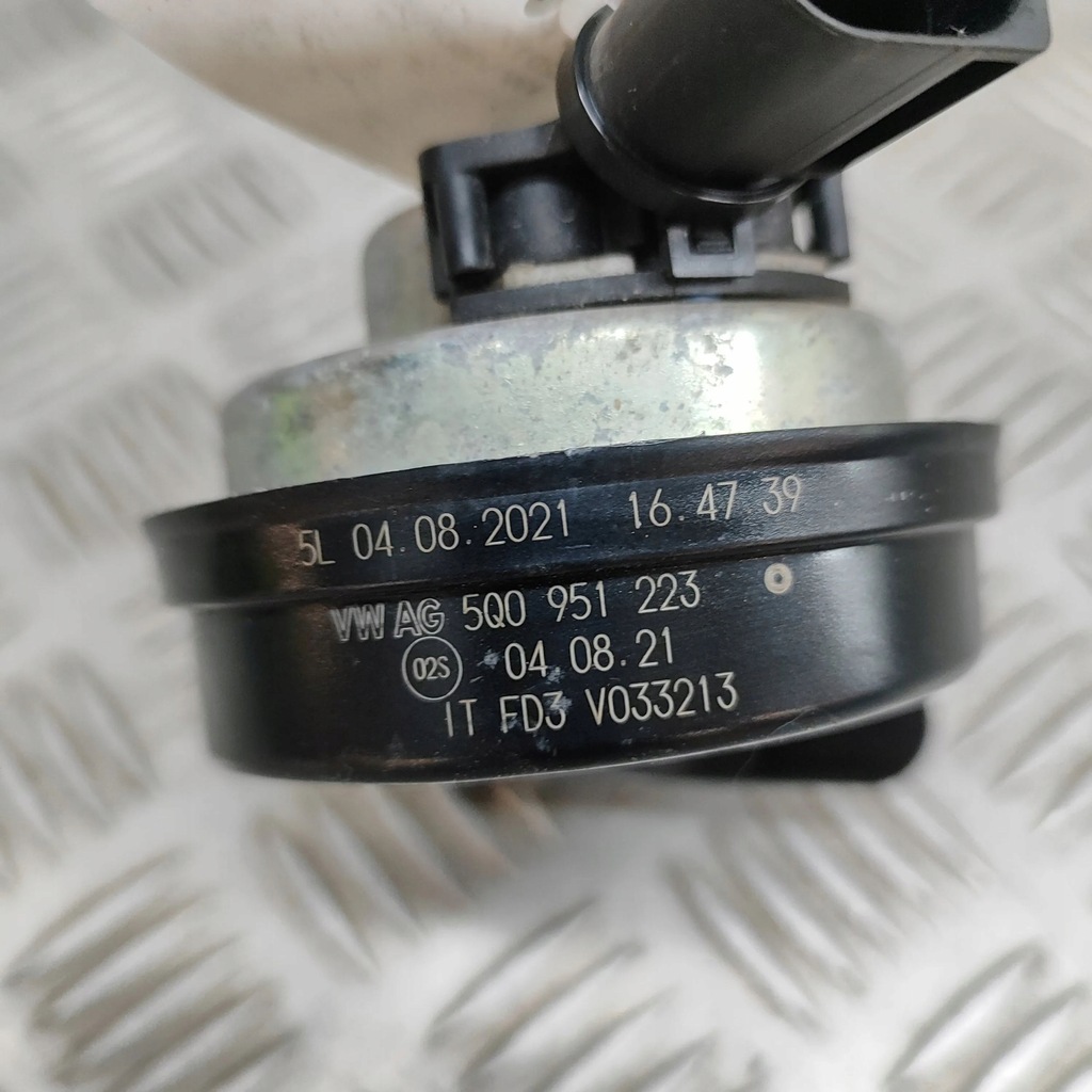 фото №6, Skoda karoq 2022 клаксон